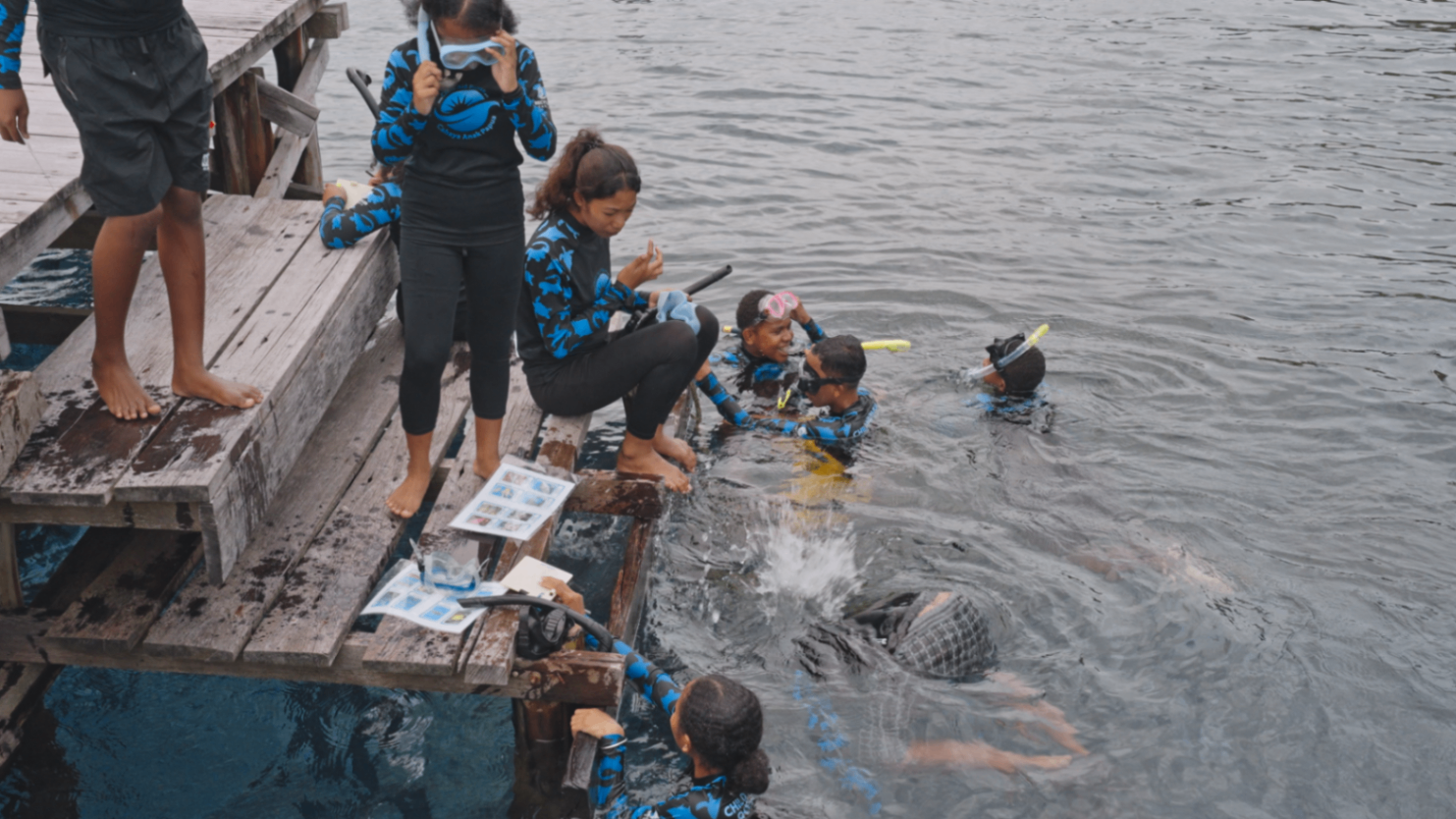 Sahabat Laut — still 6